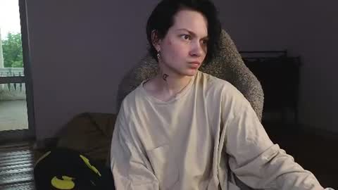 esajukyy online show from 06/12/26, 02:49