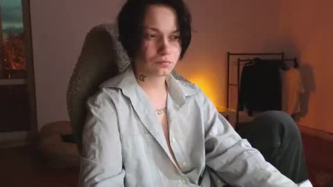 esajukyy online show from 06/27/26, 04:12