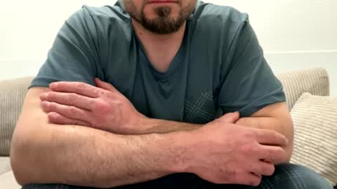 Snapshot of escapee4a chatting on 03/05/26, 01:12 samshiro4k online show from 03/05/26, 01:12