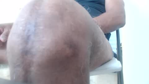 Snapshot of escorpion51 chatting on 03/24/26, 10:37 escorpion51 online show from 03/24/26, 10:37