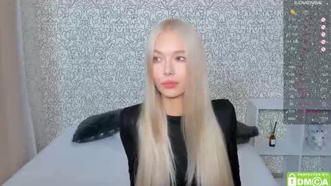 Megan and Brad online show from 11/04/25, 05:17