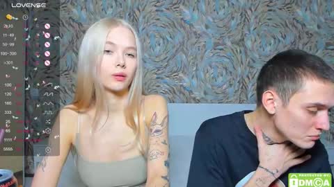 Snapshot of eshcka chatting on 03/26/26, 11:27 Megan and Brad online show from 03/26/26, 11:27