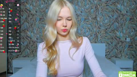 Snapshot of eshcka chatting on 05/10/26, 05:23 Megan and Brad online show from 05/10/26, 05:23