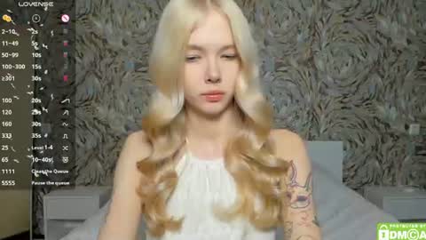 Megan and Brad online show from 06/10/26, 05:28