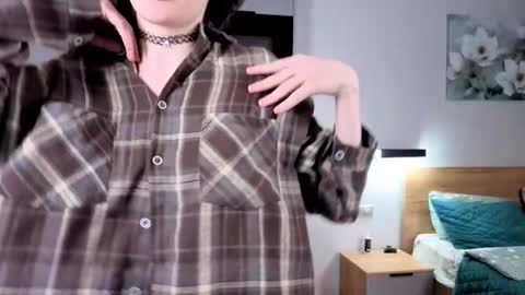 Snapshot of eshleeeygreen chatting on 11/07/25, 03:12 EshleGreen online show from 11/07/25, 03:12