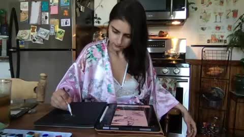 Snapshot of esimaralda chatting on 06/12/26, 09:14 esimaralda online show from 06/12/26, 09:14