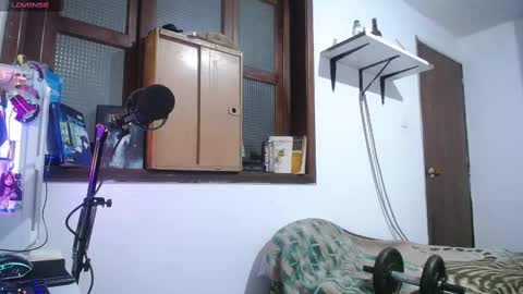 Snapshot of esjrobles chatting on 12/06/24, 02:57 Esteban online show from 12/06/24, 02:57