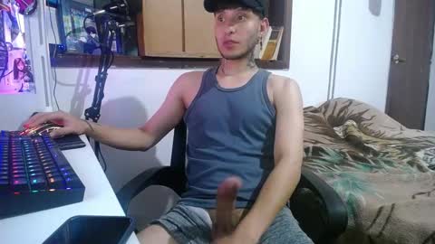 Snapshot of esjrobles chatting on 12/13/24, 03:16 Esteban online show from 12/13/24, 03:16