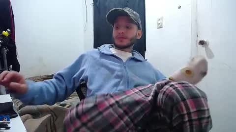Snapshot of esjrobles chatting on 10/06/25, 12:57 Esteban online show from 10/06/25, 12:57