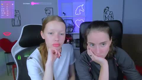 esma_shine online show from 10/13/25, 07:14