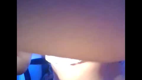 esmeralda19120372 online show from 04/26/26, 03:15