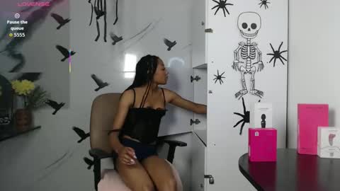 esmeralda_bk online show from 10/15/25, 08:20