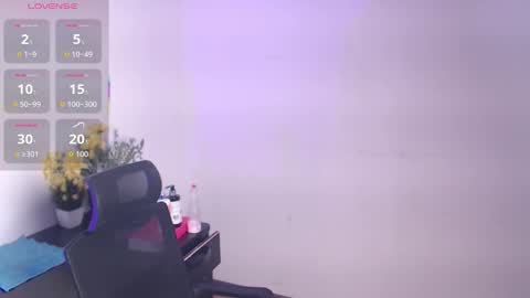 Snapshot of esmeralda_bk chatting on 02/25/26, 09:46 esmeralda_bk online show from 02/25/26, 09:46