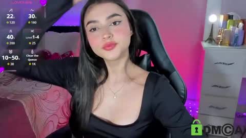 Snapshot of esmeralda_le chatting on 05/11/26, 11:16 Esmeralda online show from 05/11/26, 11:16