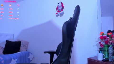 esme online show from 12/05/24, 09:39