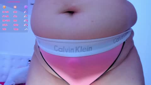 esme online show from 01/08/25, 09:01