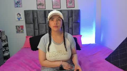 Perla online show from 06/18/26, 11:42