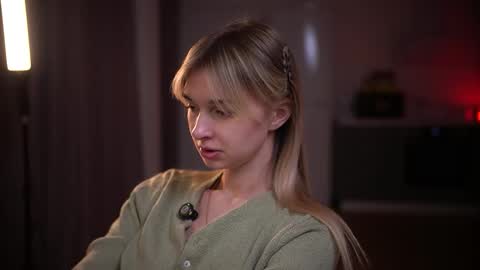 Snapshot of esmereal chatting on 02/21/26, 04:30 How was your Christmas online show from 02/21/26, 04:30