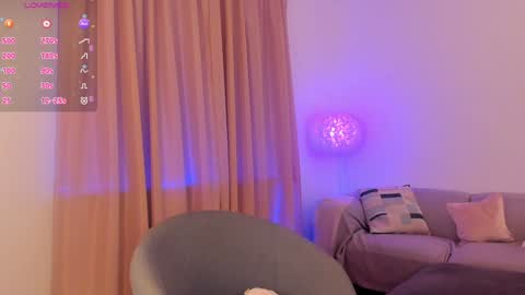 Esmi online show from 01/17/25, 03:32