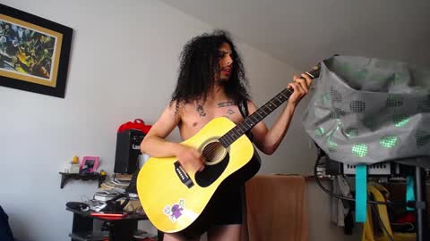 Snapshot of esnaider_man chatting on 02/07/25, 05:07 Esnider online show from 02/07/25, 05:07