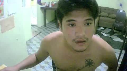 Snapshot of esoteric061299 chatting on 11/28/25, 05:15 esoteric061299 online show from 11/28/25, 05:15