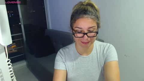 Juliana online show from 12/10/24, 03:30