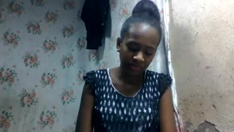 estancelee online show from 07/19/26, 01:59