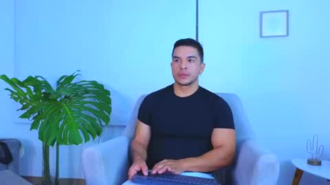 ESTEBAN online show from 06/10/26, 11:31
