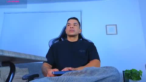 ESTEBAN online show from 06/17/26, 11:23