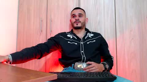 Snapshot of esteban_fer chatting on 02/07/25, 08:31 Esteban Fernandez online show from 02/07/25, 08:31