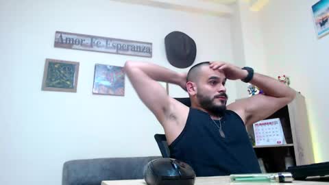 Snapshot of esteban_fer chatting on 04/03/26, 06:55 Esteban Fernandez online show from 04/03/26, 06:55