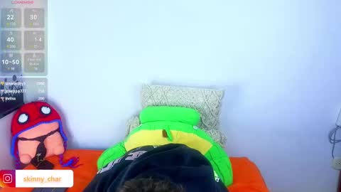 Snapshot of estebanchar_ chatting on 01/09/25, 03:55 Esteban independent model online show from 01/09/25, 03:55