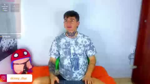 Snapshot of estebanchar_ chatting on 01/10/25, 12:15 Esteban independent model online show from 01/10/25, 12:15