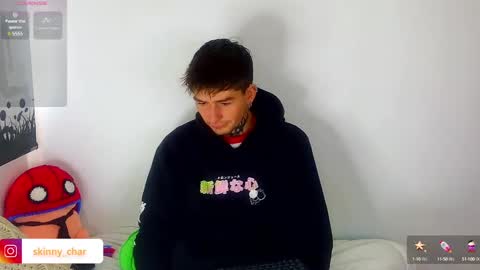 Snapshot of estebanchar_ chatting on 01/15/25, 11:53 Esteban independent model online show from 01/15/25, 11:53