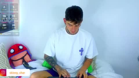 Snapshot of estebanchar_ chatting on 01/20/25, 06:10 Esteban independent model online show from 01/20/25, 06:10