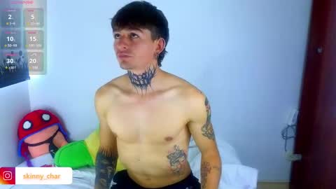 Snapshot of estebanchar_ chatting on 01/21/25, 03:21 Esteban independent model online show from 01/21/25, 03:21