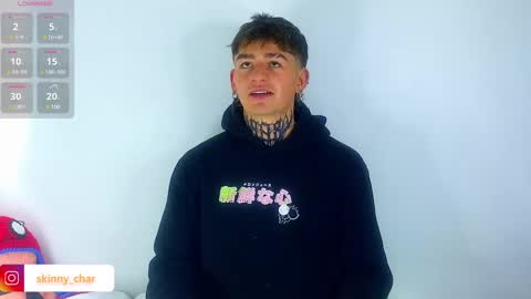 Snapshot of estebanchar_ chatting on 01/24/25, 01:36 Esteban independent model online show from 01/24/25, 01:36