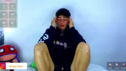 Snapshot of estebanchar_ chatting on 01/28/25, 05:24 Esteban independent model online show from 01/28/25, 05:24