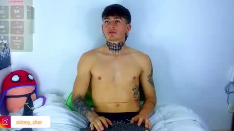 Snapshot of estebanchar_ chatting on 01/30/25, 03:08 Esteban independent model online show from 01/30/25, 03:08