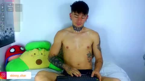 Snapshot of estebanchar_ chatting on 01/31/25, 12:29 Esteban independent model online show from 01/31/25, 12:29