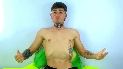 Snapshot of estebanchar_ chatting on 03/08/25, 05:11 Esteban independent model online show from 03/08/25, 05:11