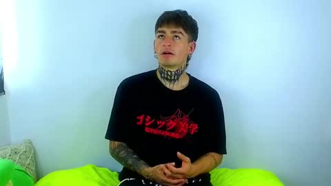 Snapshot of estebanchar_ chatting on 03/11/25, 03:12 Esteban independent model online show from 03/11/25, 03:12