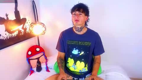 Snapshot of estebanchar_ chatting on 09/10/25, 11:10 Esteban independent model online show from 09/10/25, 11:10