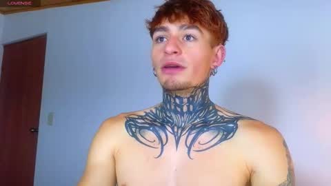 Snapshot of estebanchar_ chatting on 11/26/25, 01:34 Esteban independent model online show from 11/26/25, 01:34