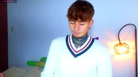 Snapshot of estebanchar_ chatting on 12/01/25, 10:42 Esteban independent model online show from 12/01/25, 10:42