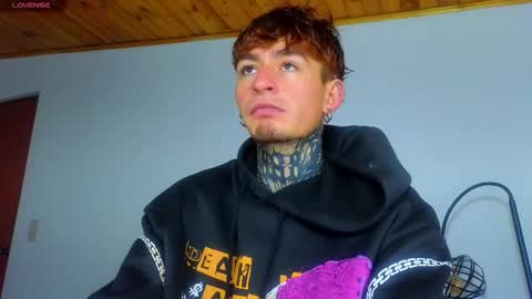 Snapshot of estebanchar_ chatting on 12/04/25, 11:08 Esteban independent model online show from 12/04/25, 11:08