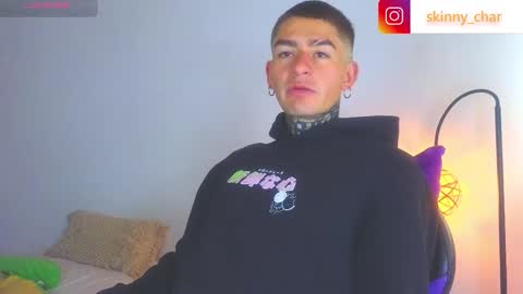 Snapshot of estebanchar_ chatting on 02/19/26, 01:40 Esteban independent model online show from 02/19/26, 01:40