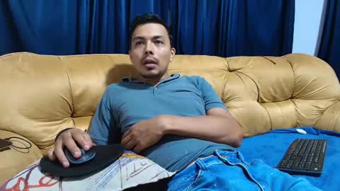 Snapshot of estebancot0314 chatting on 02/28/26, 03:07 Esteban online show from 02/28/26, 03:07