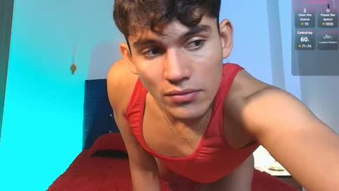 Snapshot of estebanperez_ chatting on 03/08/25, 01:47 Esteban online show from 03/08/25, 01:47