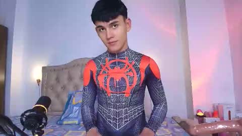 Snapshot of estebanperez_ chatting on 10/05/25, 01:09 Esteban online show from 10/05/25, 01:09